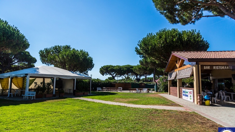  Prato e gazebo - Camping Village Marina Chiara a Albinia Orbetello 
